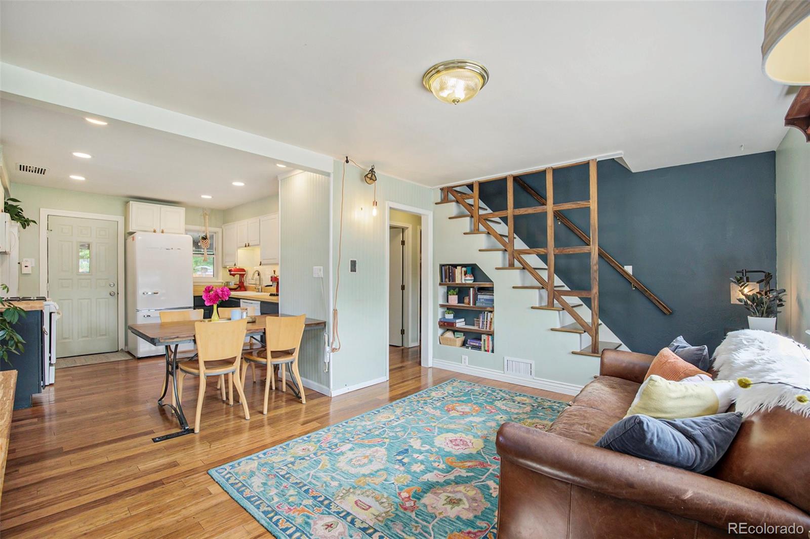 MLS Image #4 for 2595 s irving street,denver, Colorado