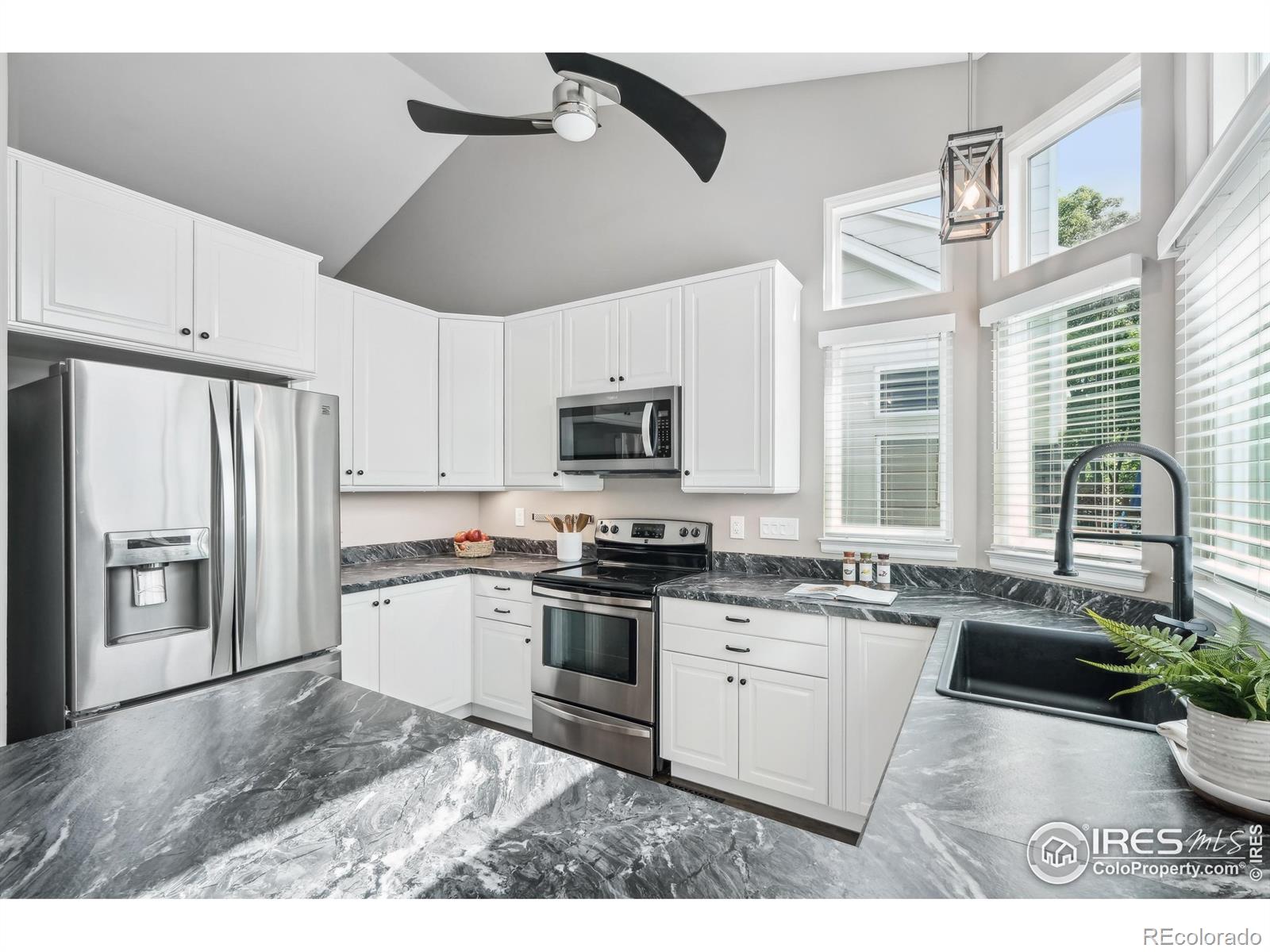 MLS Image #10 for 14418 w yale place,lakewood, Colorado