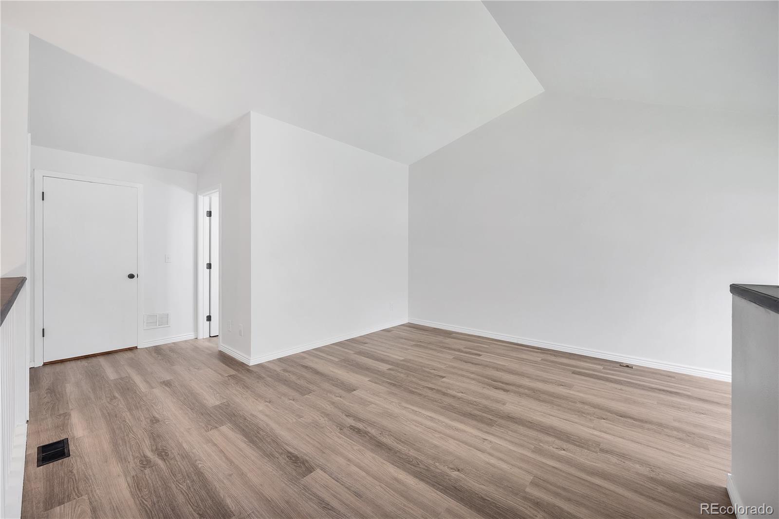 MLS Image #19 for 225 e 8th avenue,longmont, Colorado