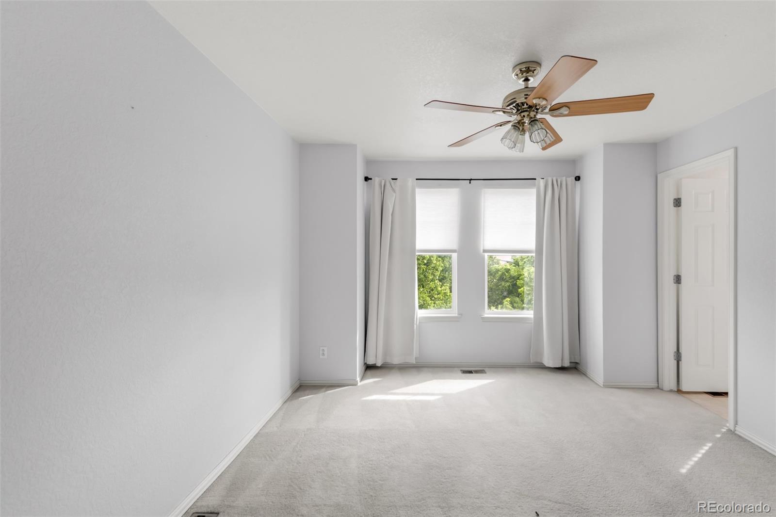 MLS Image #18 for 9369  longs peak drive,commerce city, Colorado