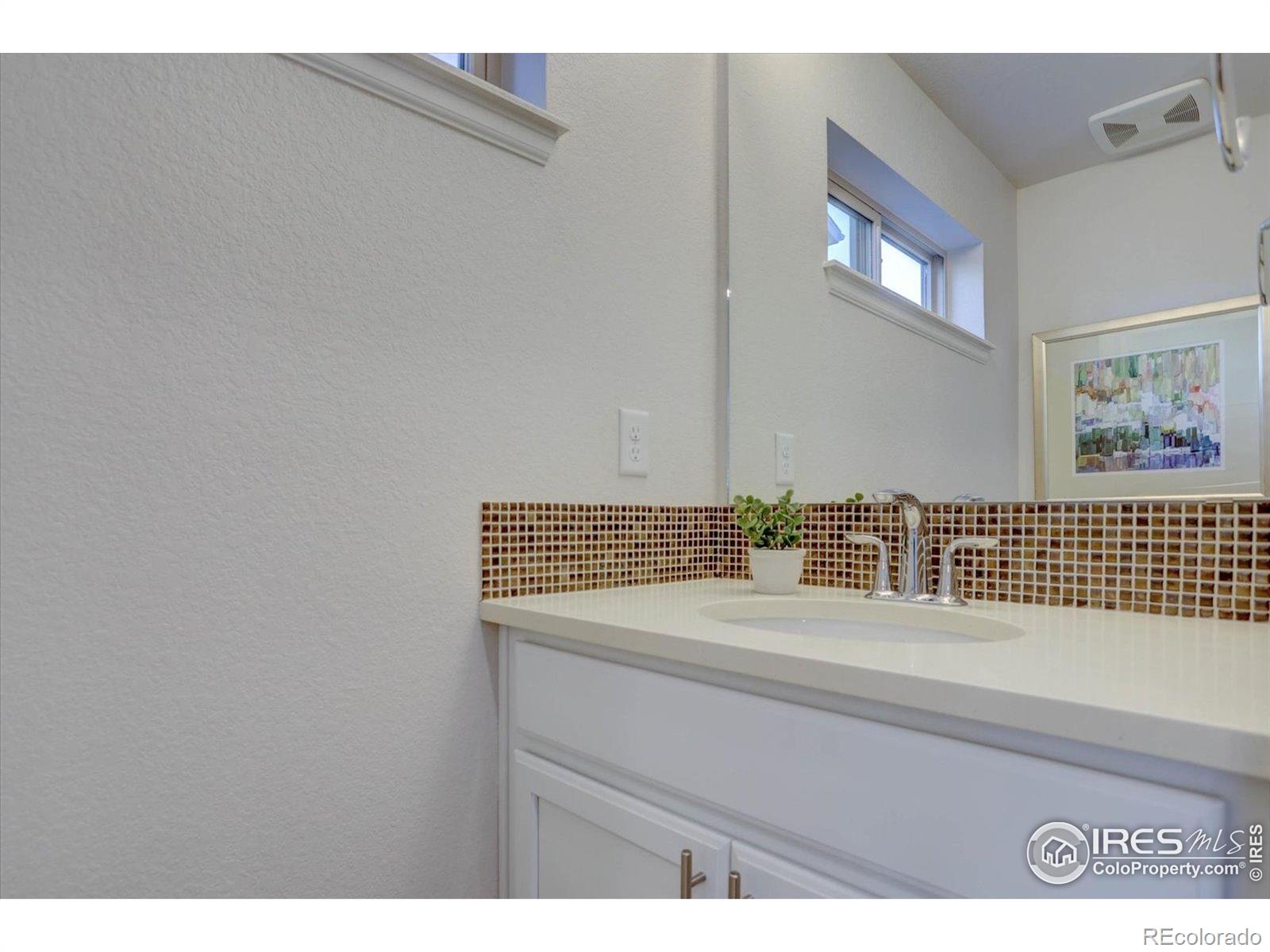 MLS Image #9 for 5863  boston street,denver, Colorado