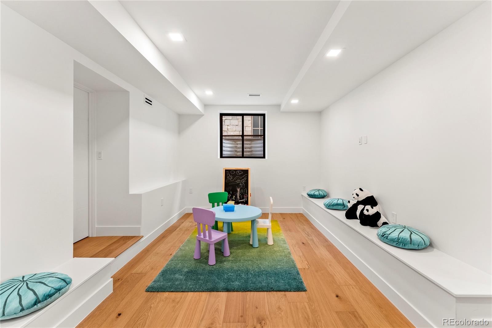 MLS Image #29 for 220  glencoe street,denver, Colorado