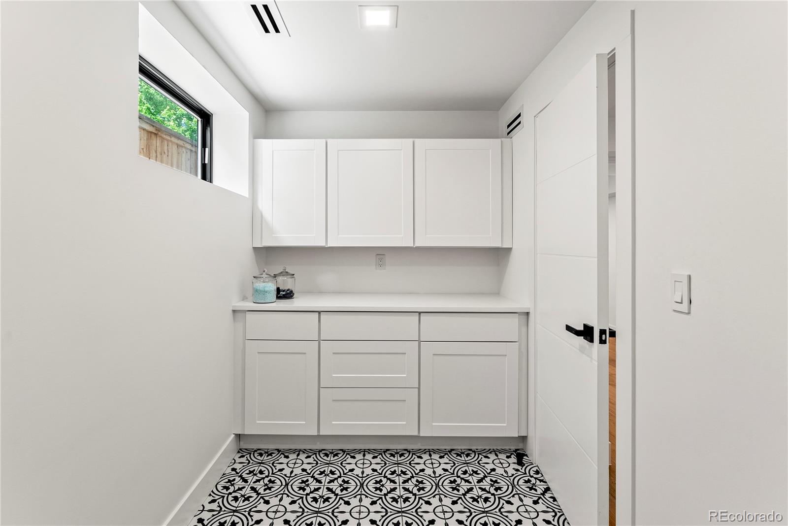 MLS Image #34 for 220  glencoe street,denver, Colorado
