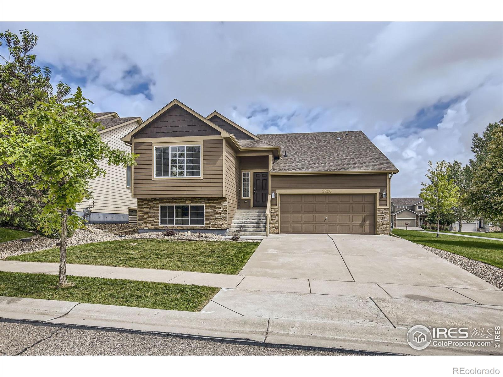 CMA Image for 2220  Woodbury Lane,Fort Collins, Colorado