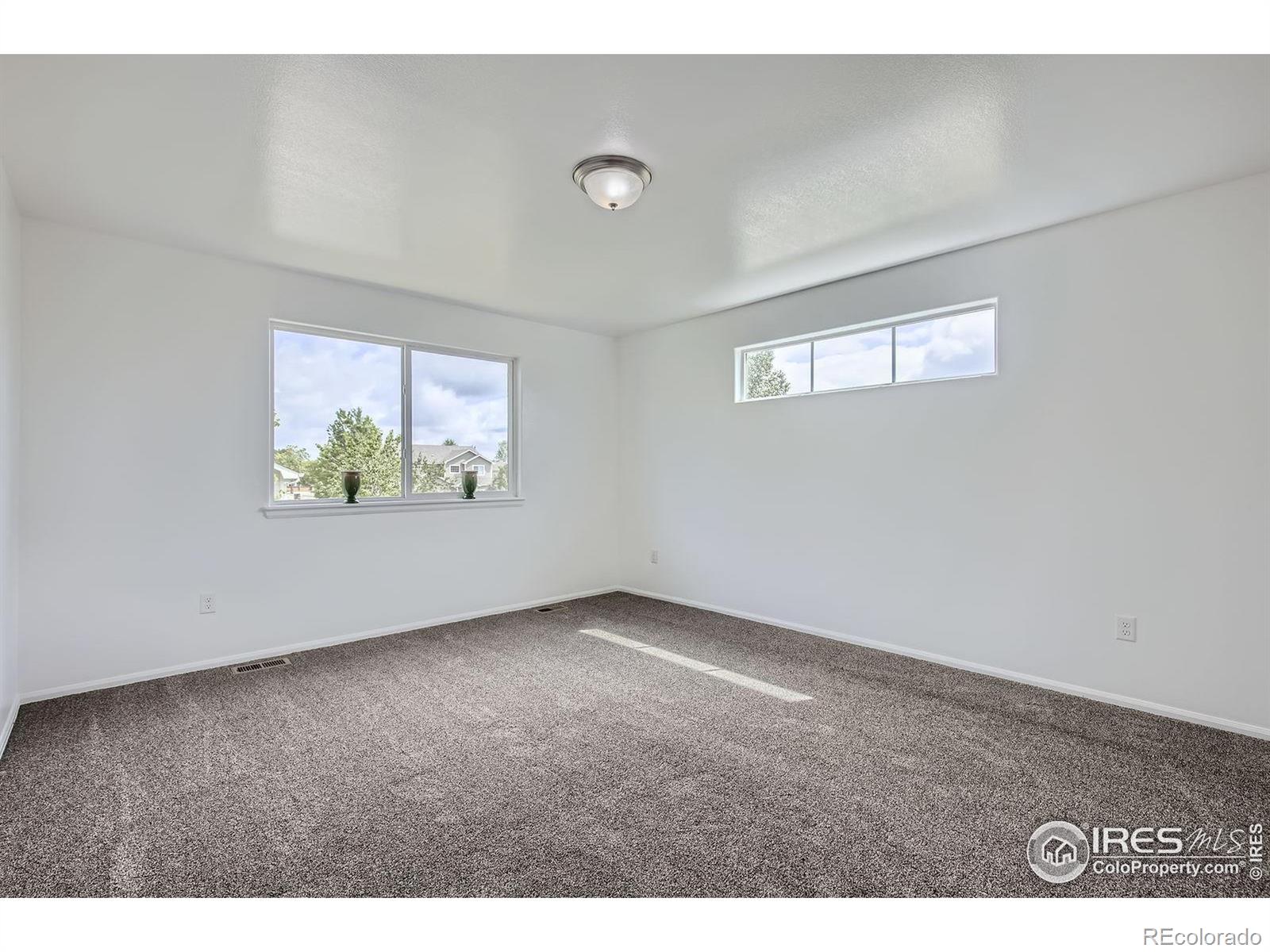 MLS Image #10 for 2220  woodbury lane,fort collins, Colorado