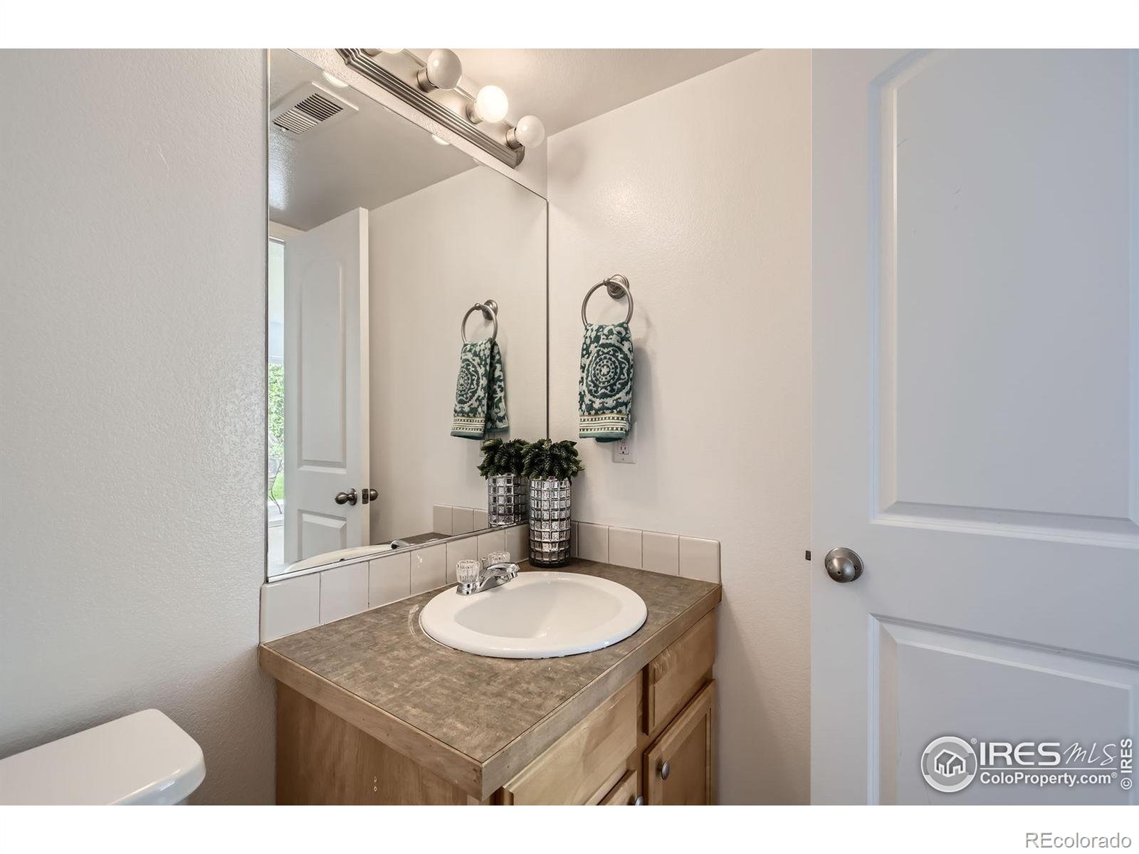 MLS Image #18 for 2220  woodbury lane,fort collins, Colorado