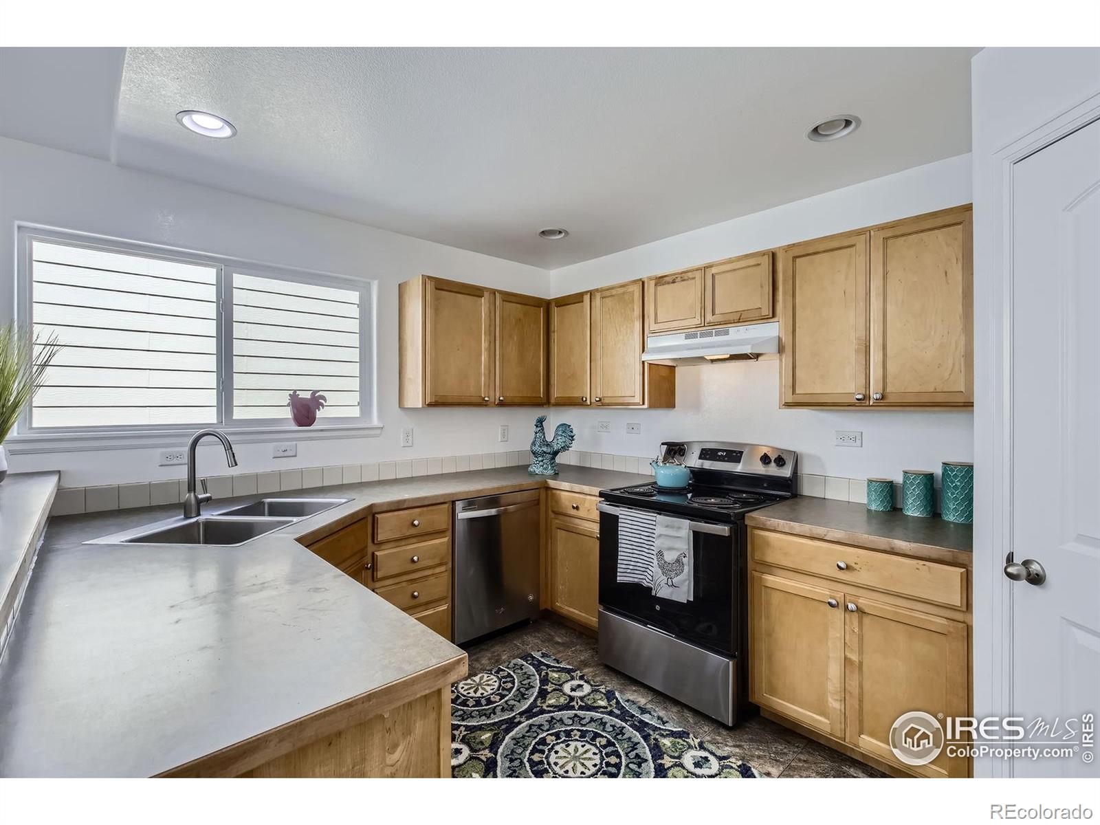 MLS Image #2 for 2220  woodbury lane,fort collins, Colorado