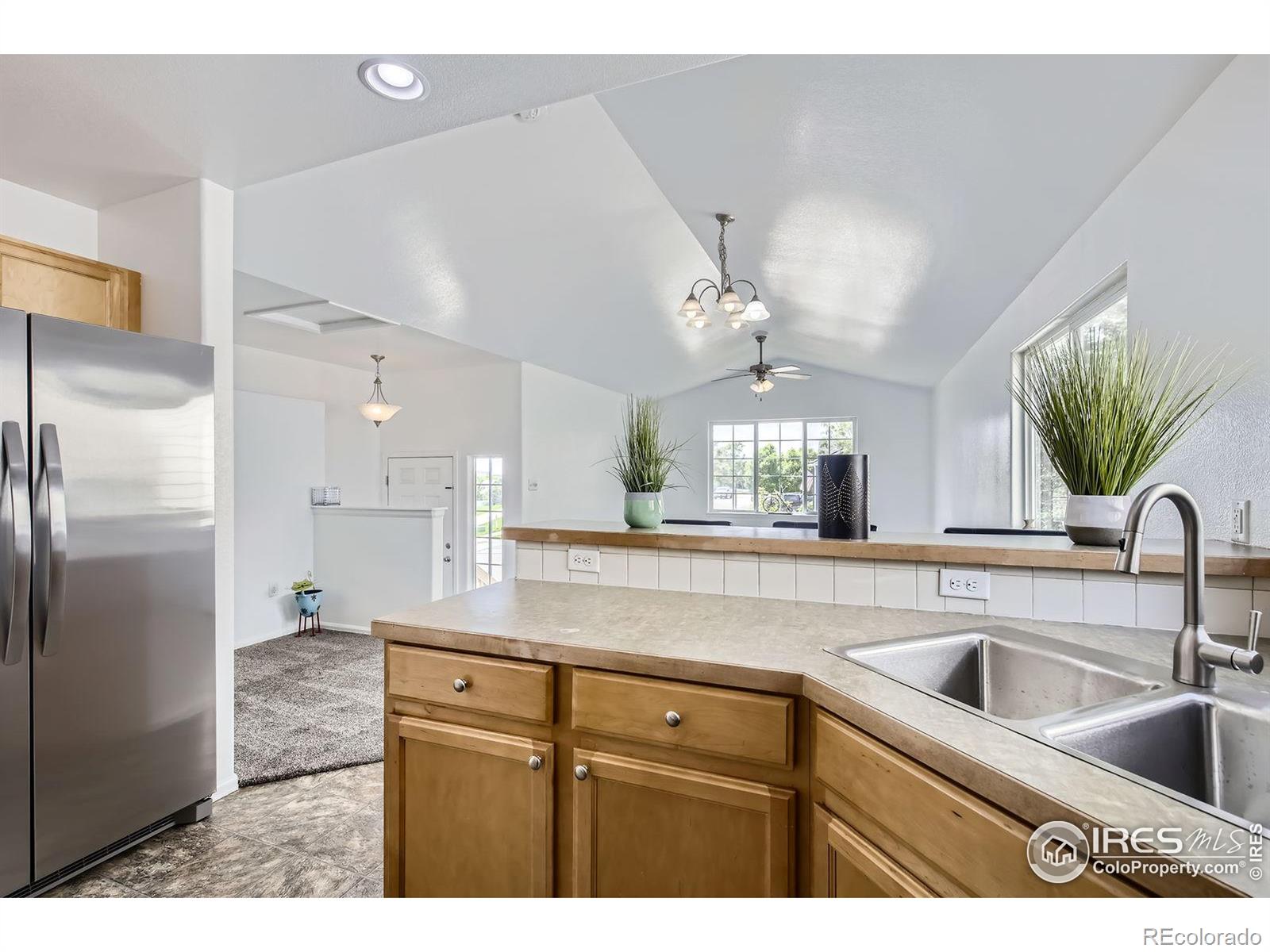 MLS Image #4 for 2220  woodbury lane,fort collins, Colorado