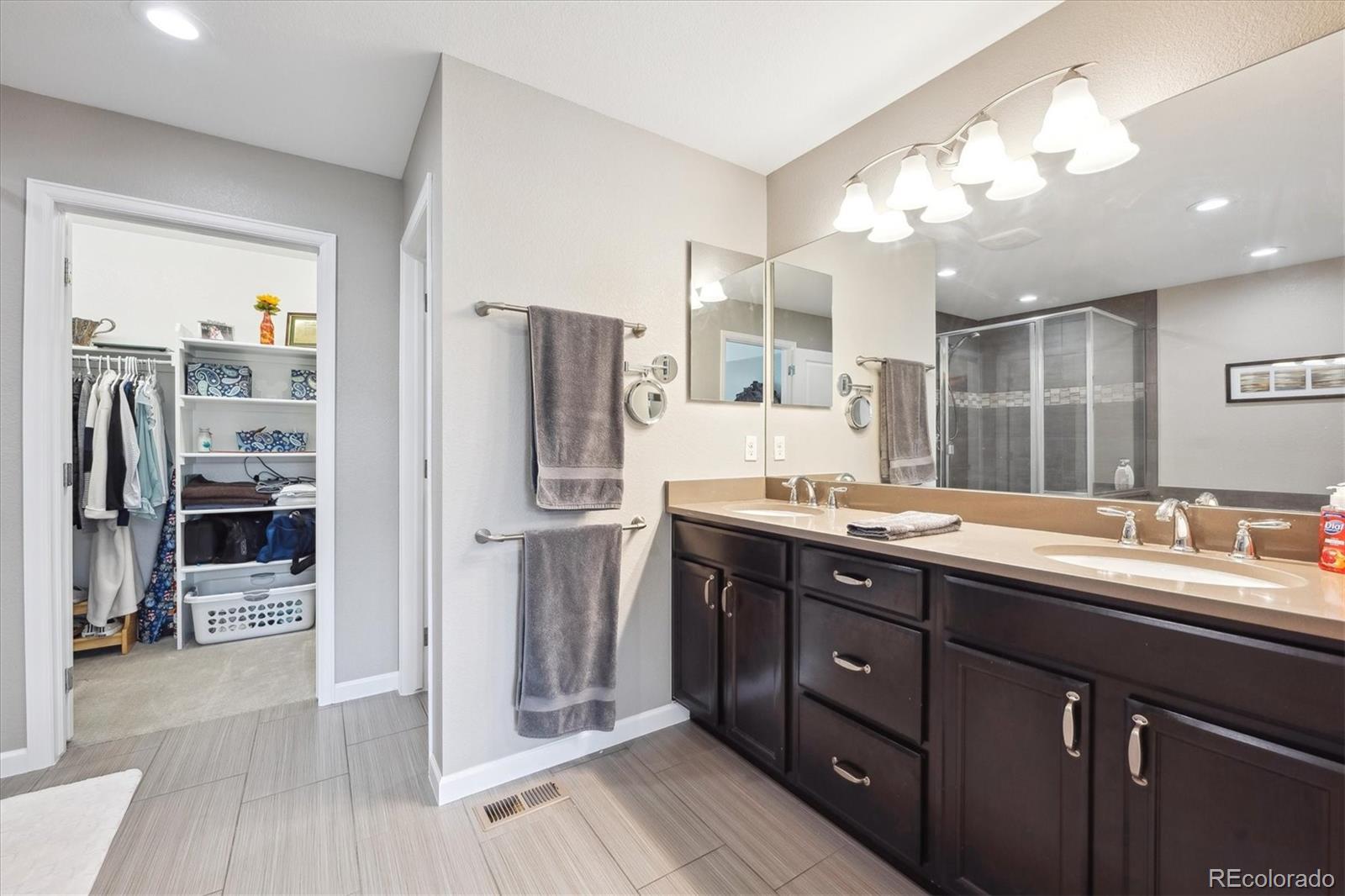 MLS Image #10 for 22391 e plymouth circle,aurora, Colorado