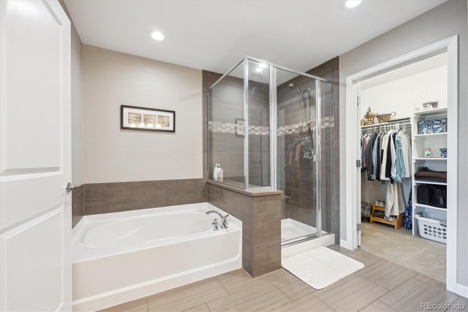 MLS Image #11 for 22391 e plymouth circle,aurora, Colorado