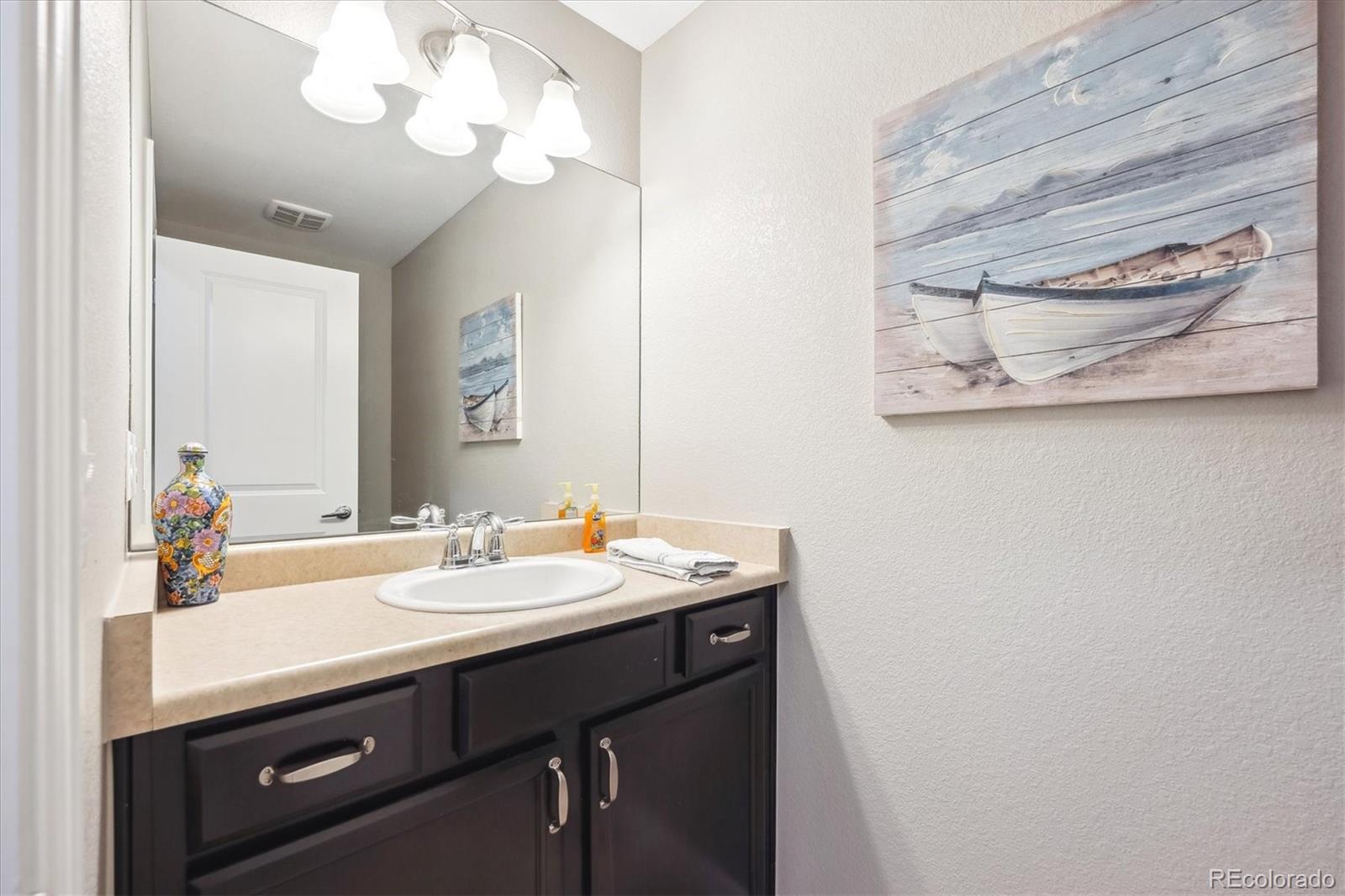 MLS Image #12 for 22391 e plymouth circle,aurora, Colorado