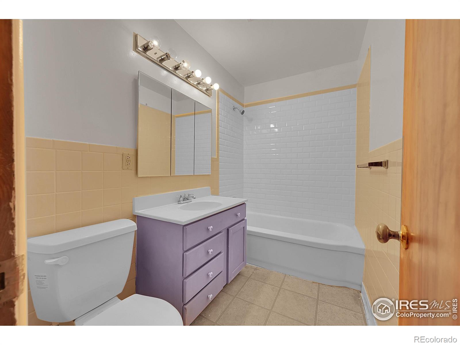 MLS Image #16 for 23003  county road 39 ,la salle, Colorado