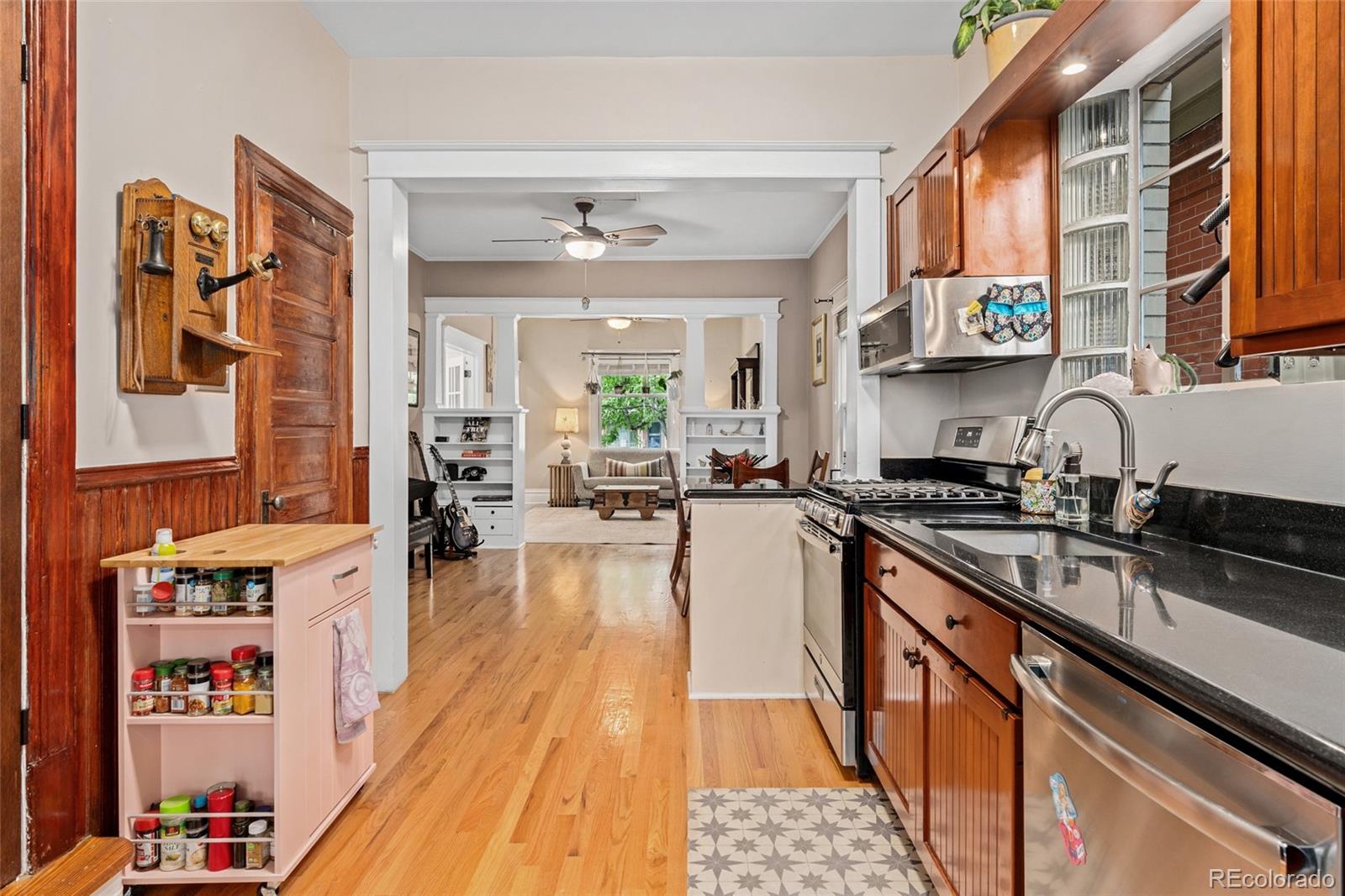 MLS Image #14 for 2253 n williams street,denver, Colorado