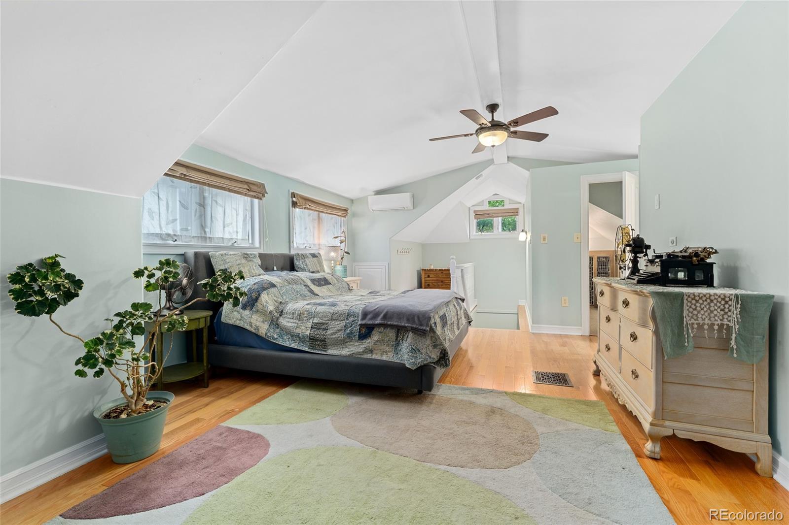 MLS Image #28 for 2253 n williams street,denver, Colorado