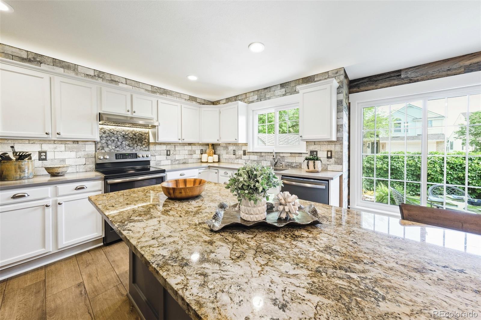 MLS Image #5 for 2011  sundrop trail,highlands ranch, Colorado