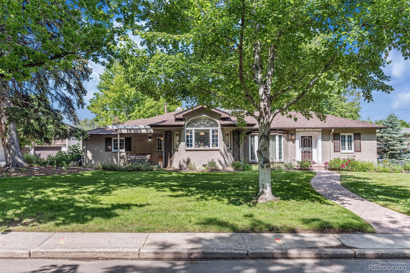 CMA Image for 801 S Steele Street,Denver, Colorado