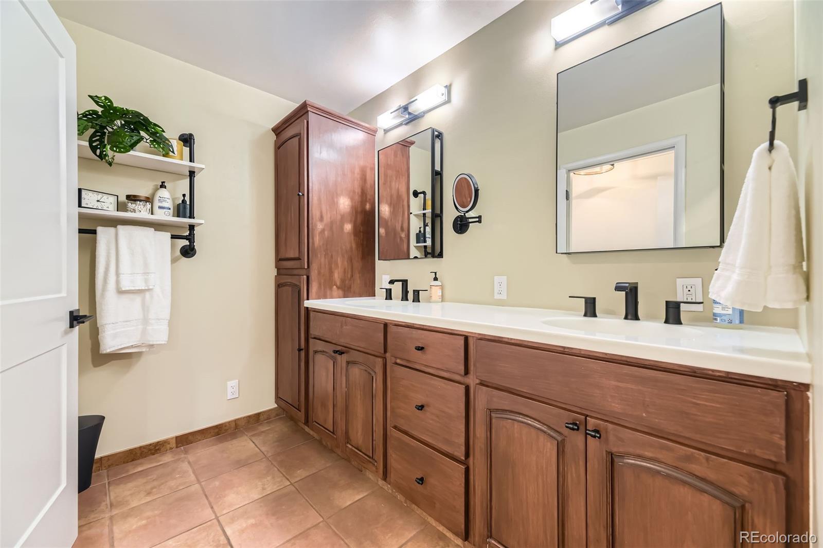 MLS Image #15 for 2684 s adams street,denver, Colorado