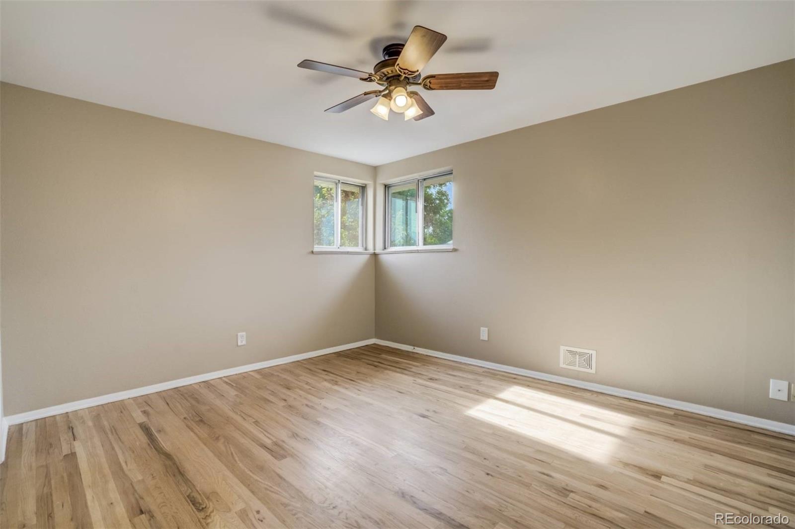 MLS Image #14 for 3055  carson street,aurora, Colorado