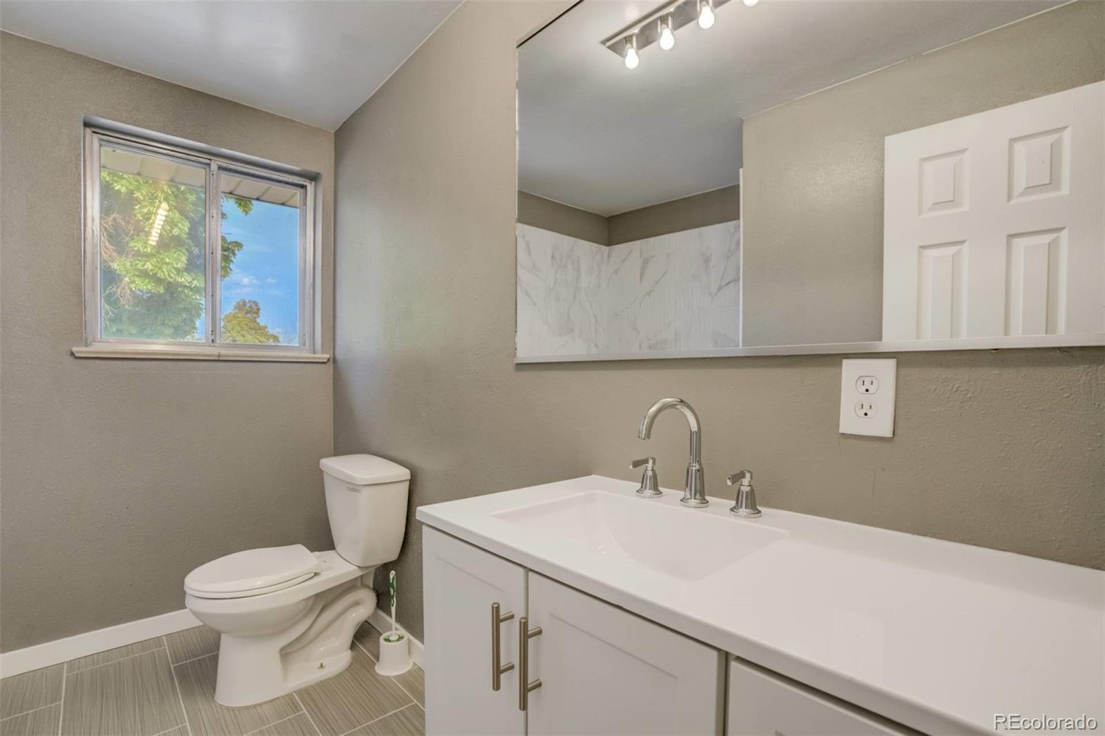 MLS Image #18 for 3055  carson street,aurora, Colorado