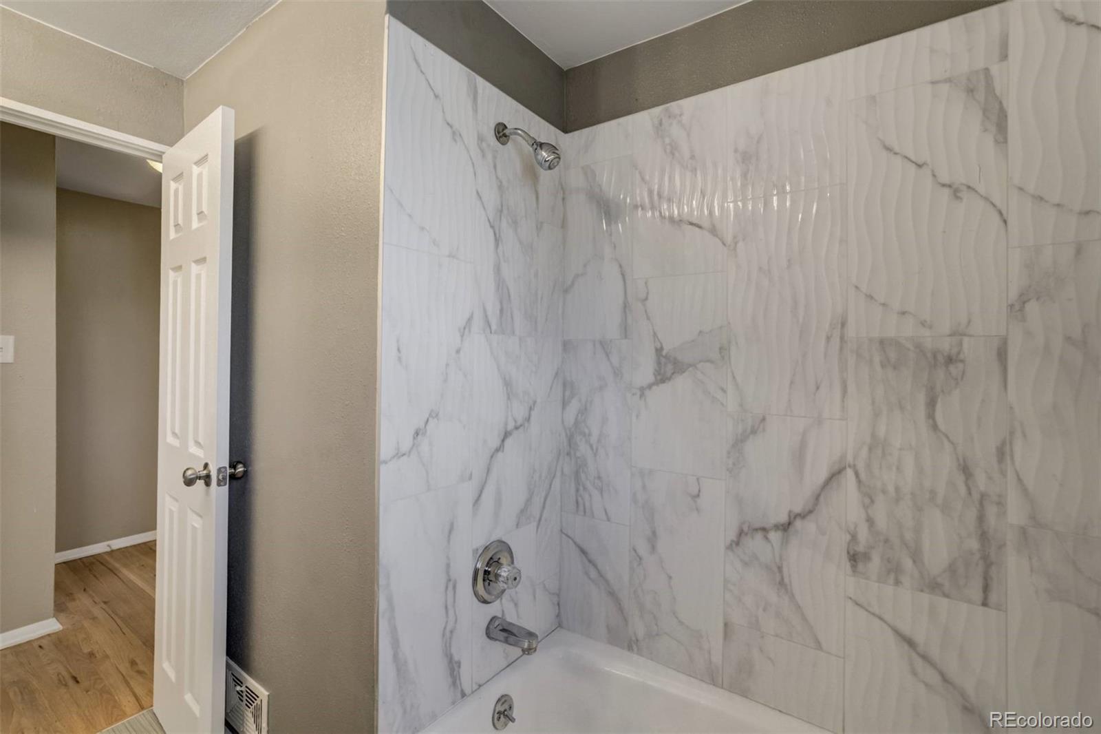 MLS Image #19 for 3055  carson street,aurora, Colorado