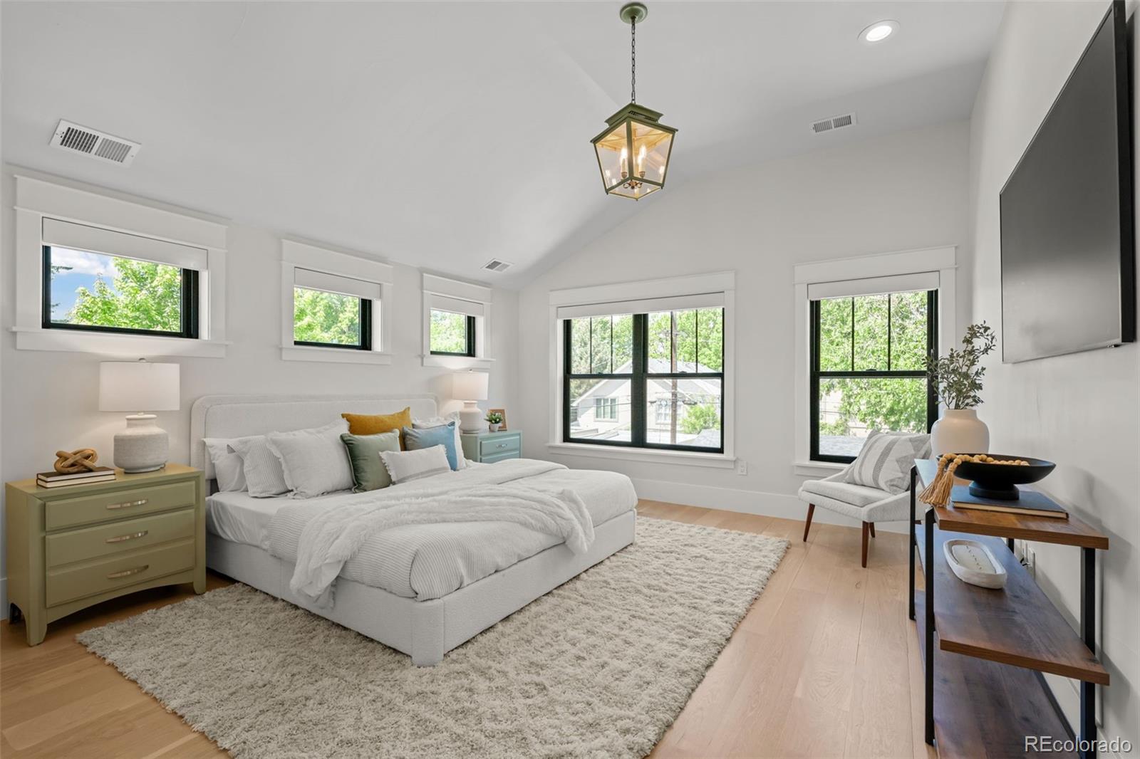 MLS Image #18 for 451 s franklin street,denver, Colorado
