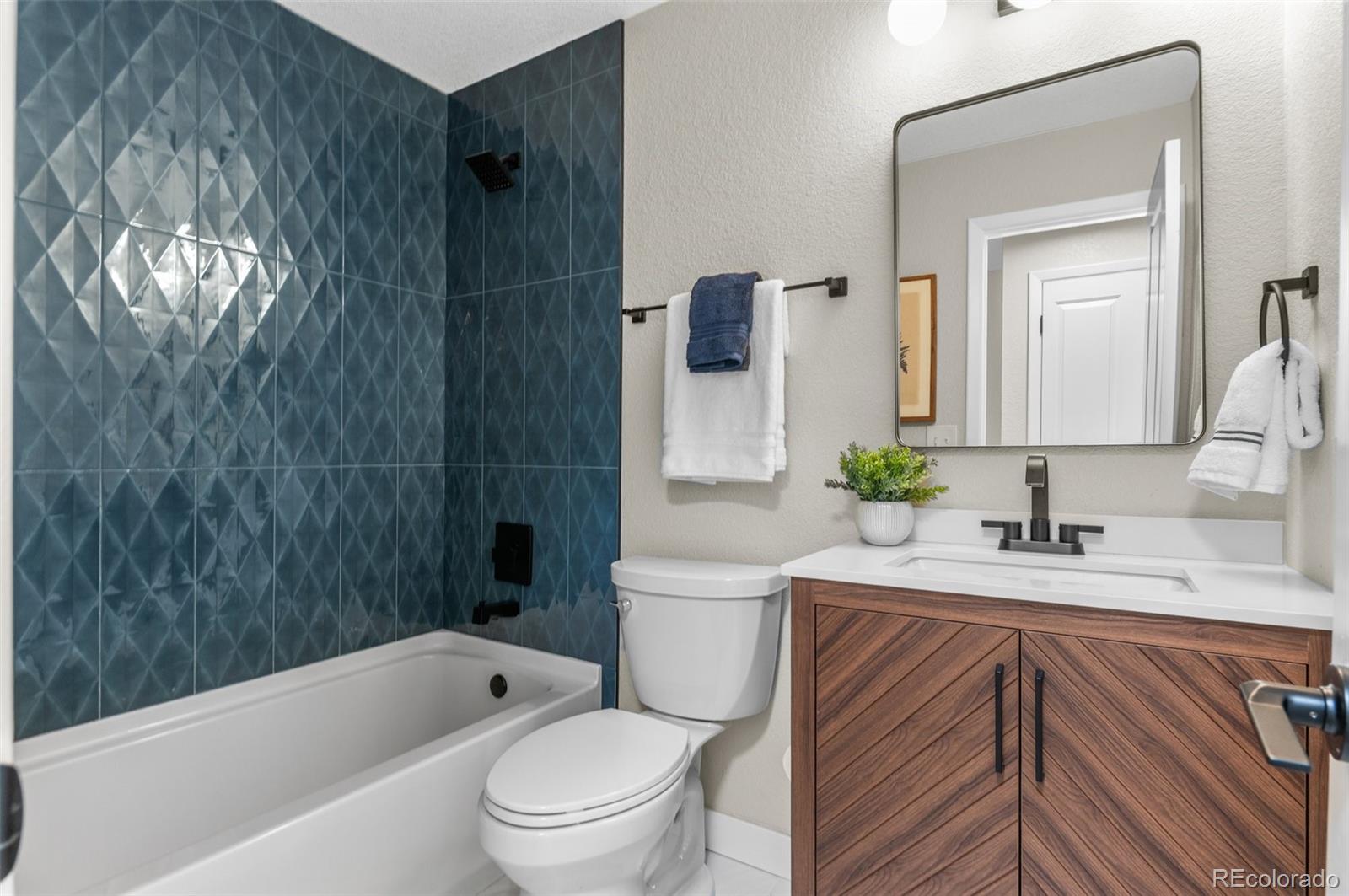 MLS Image #11 for 9275 w euclid avenue,littleton, Colorado
