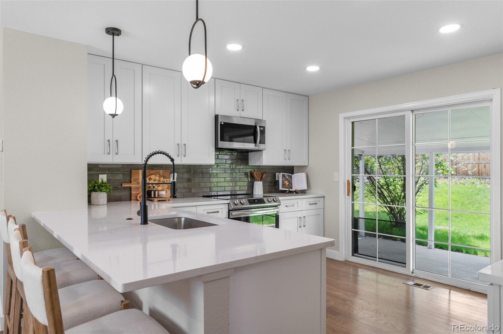 MLS Image #8 for 9275 w euclid avenue,littleton, Colorado