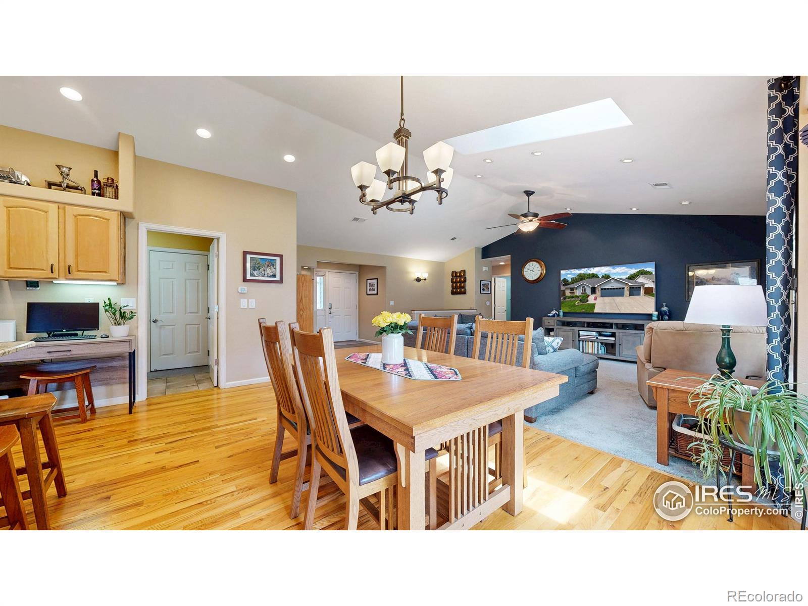 MLS Image #8 for 1359  52nd ave ct,greeley, Colorado