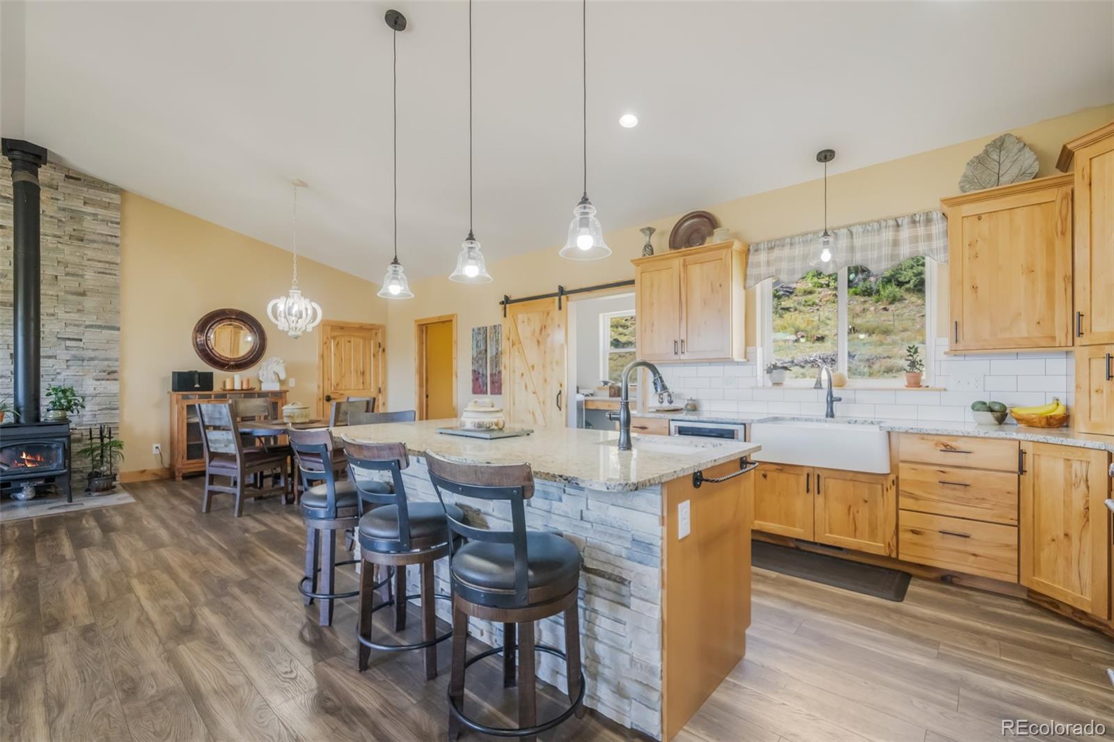 MLS Image #11 for 325  spring valley drive,florissant, Colorado