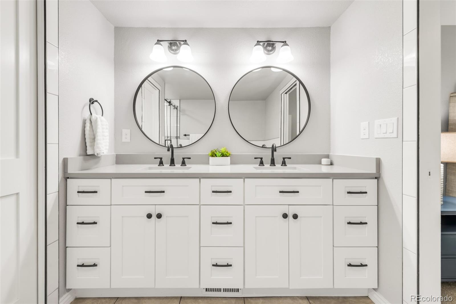 MLS Image #33 for 5557 e links circle,centennial, Colorado