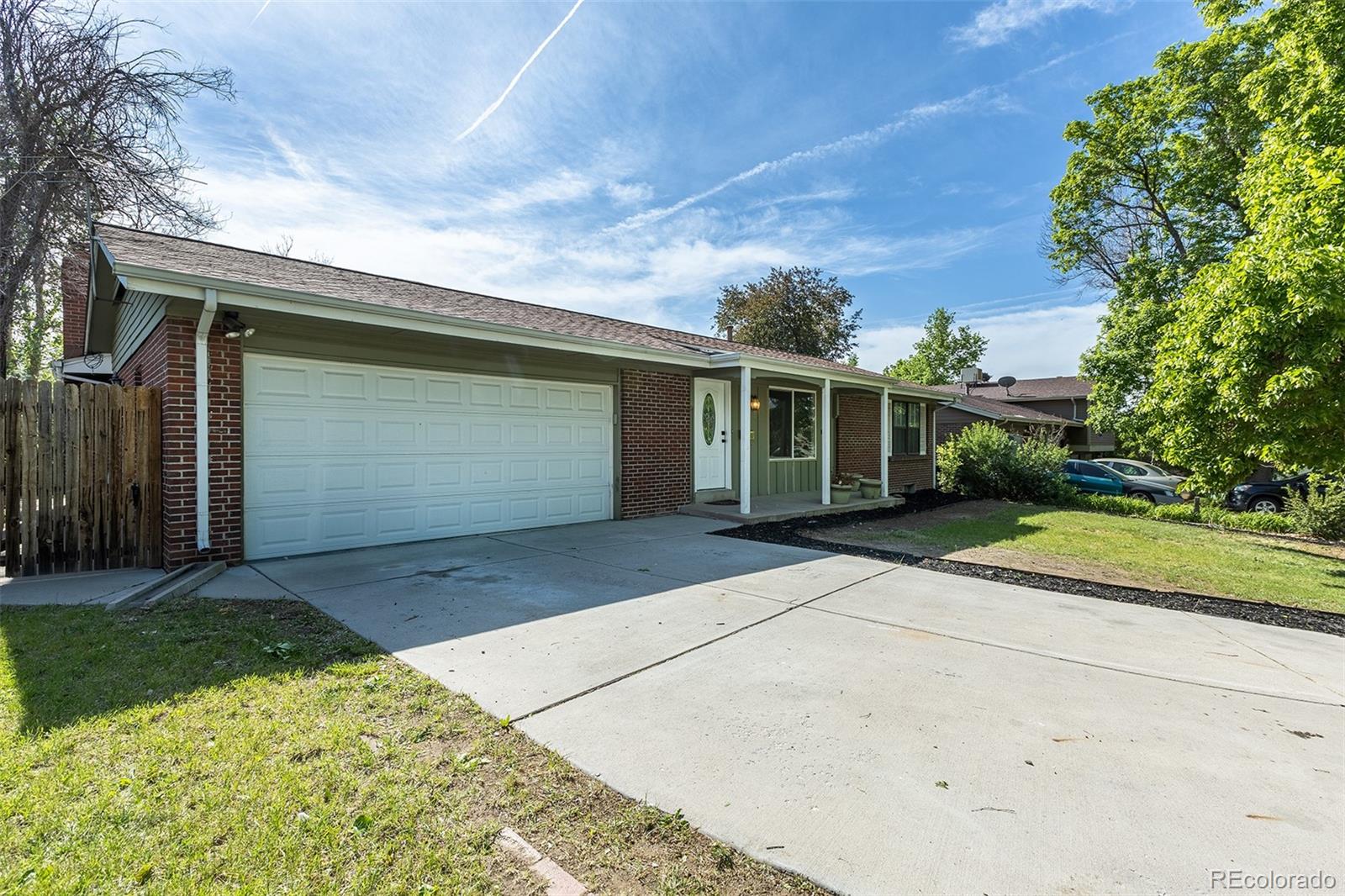 MLS Image #2 for 2120 s ouray street,aurora, Colorado