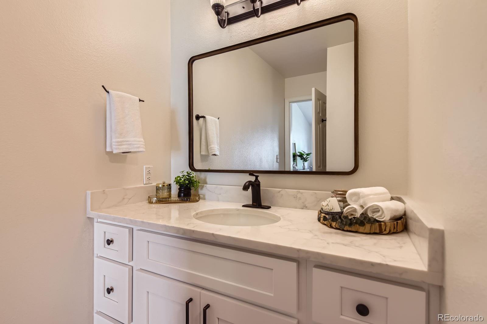 MLS Image #17 for 10239 w fair avenue,littleton, Colorado