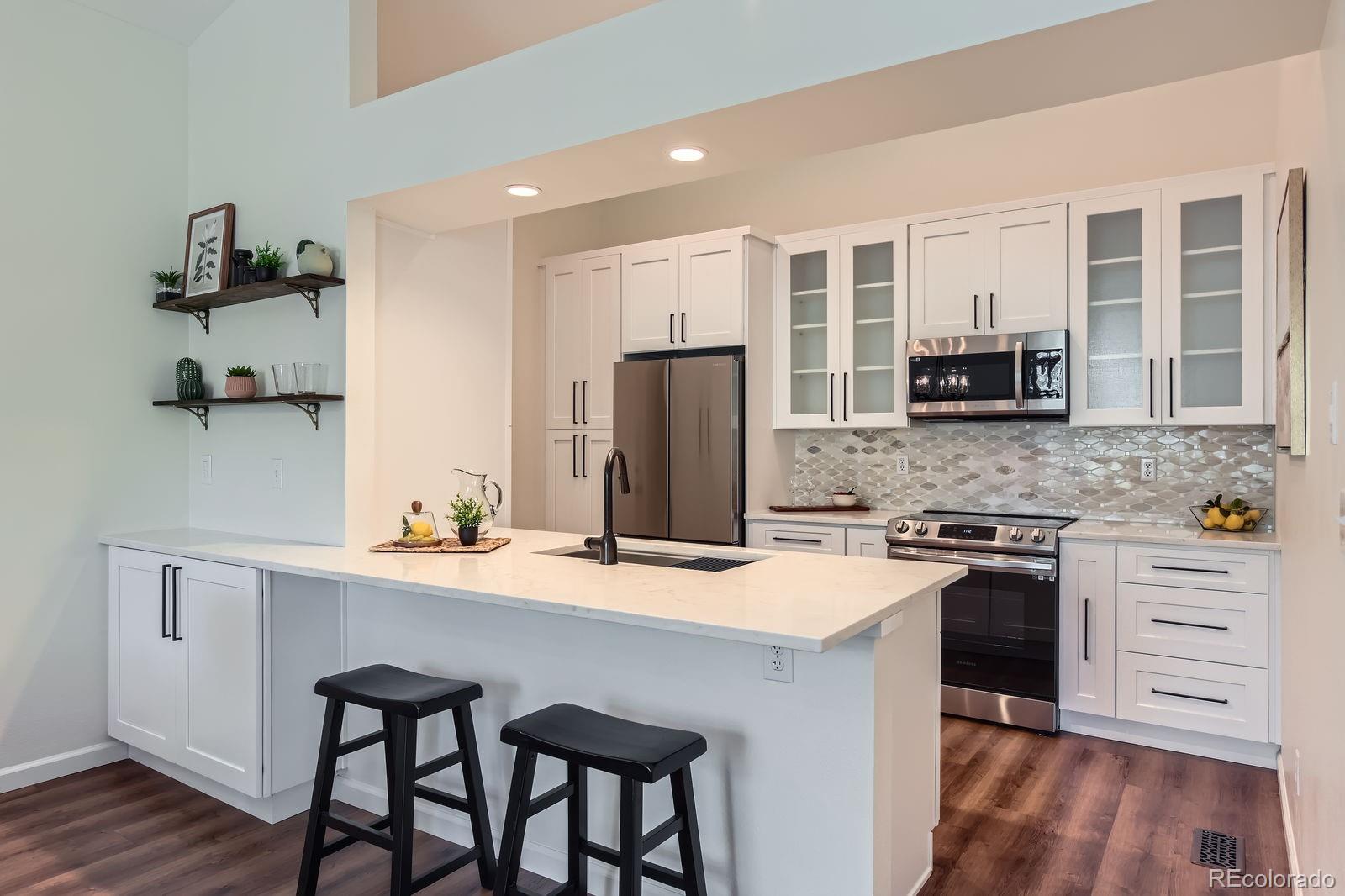 MLS Image #9 for 10239 w fair avenue,littleton, Colorado