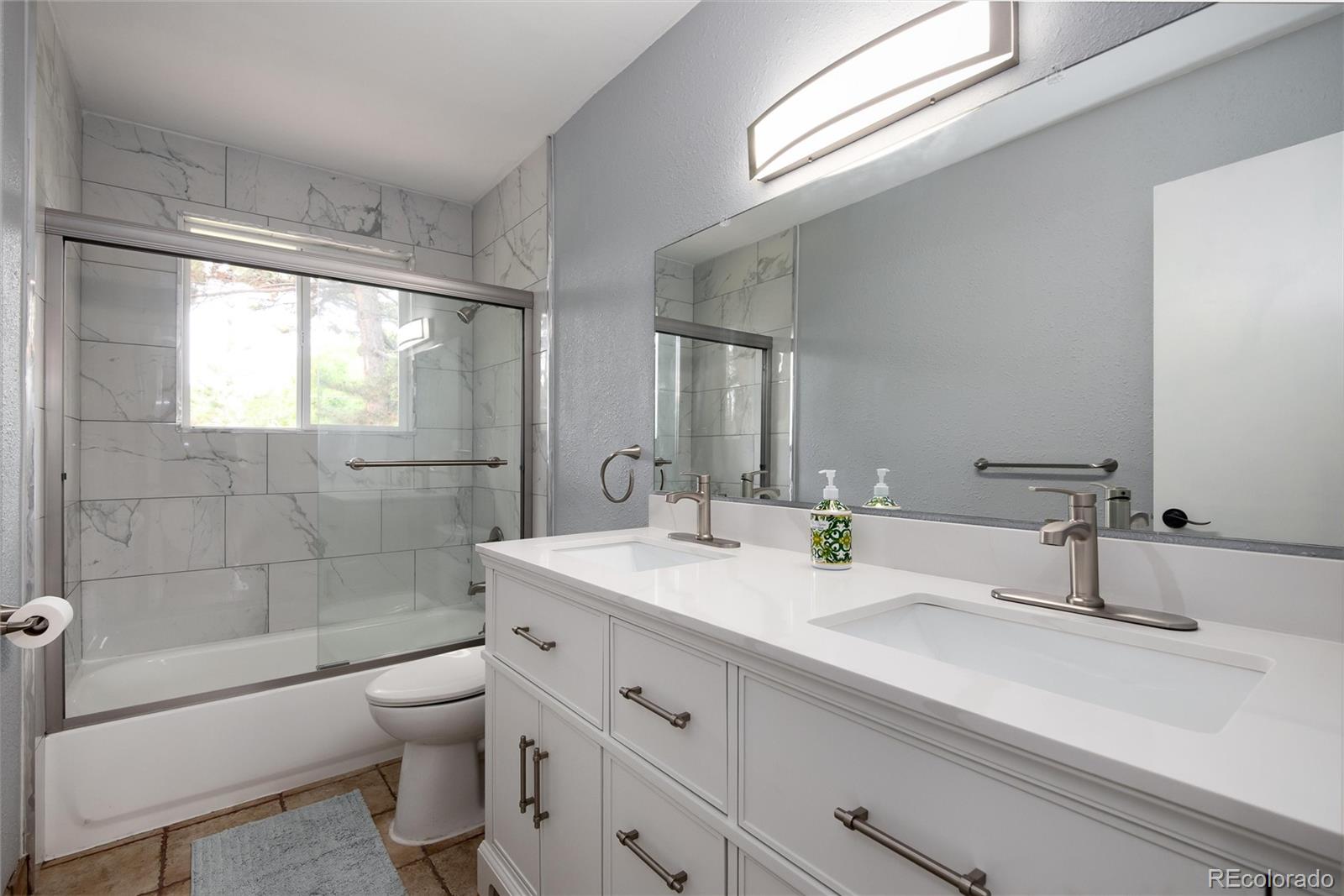 MLS Image #21 for 8666 e easter avenue,centennial, Colorado