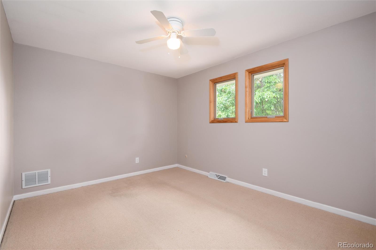 MLS Image #22 for 8666 e easter avenue,centennial, Colorado