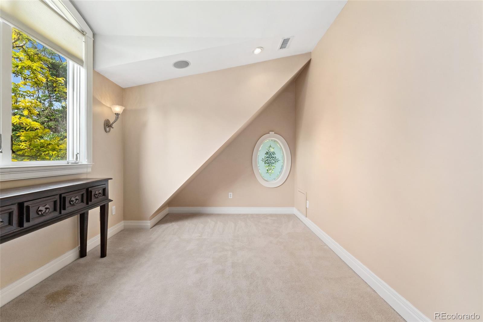 MLS Image #33 for 6901 e 12th avenue,denver, Colorado