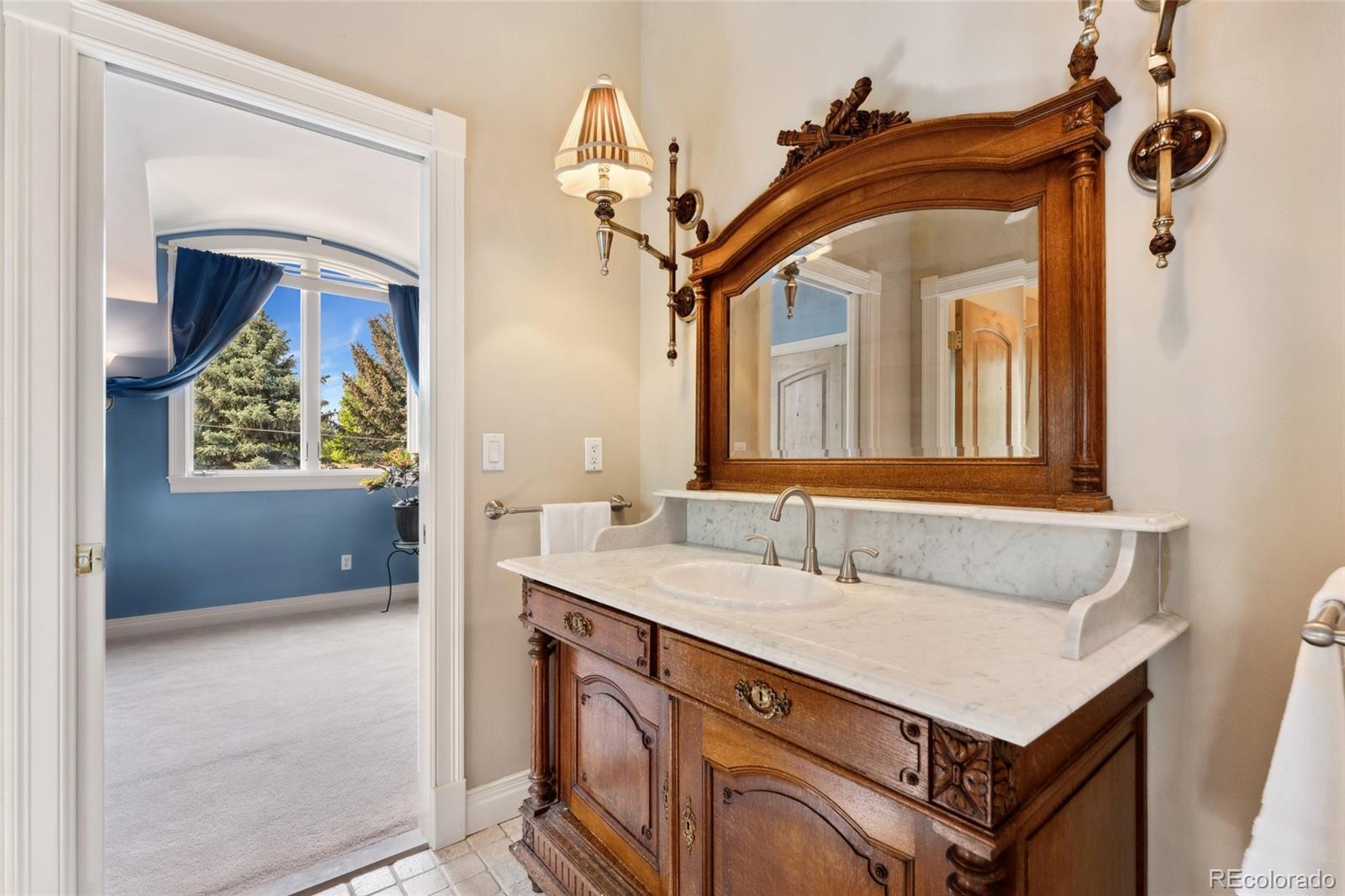 MLS Image #36 for 6901 e 12th avenue,denver, Colorado