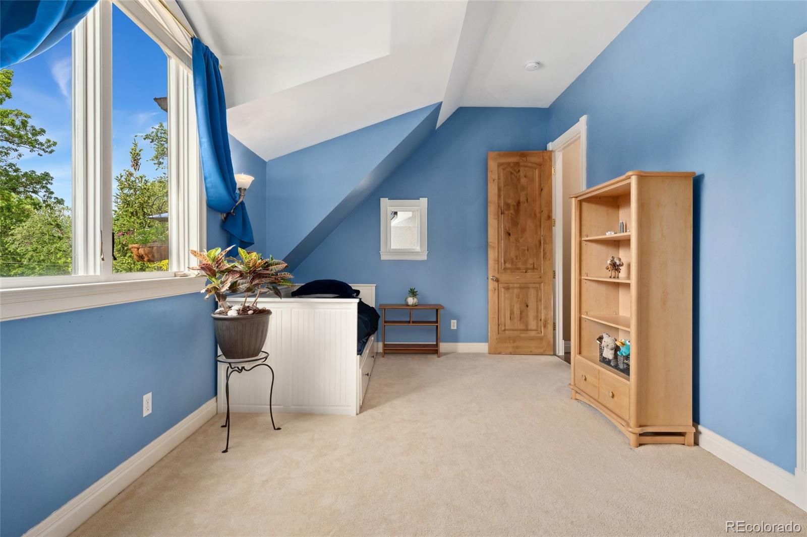 MLS Image #37 for 6901 e 12th avenue,denver, Colorado