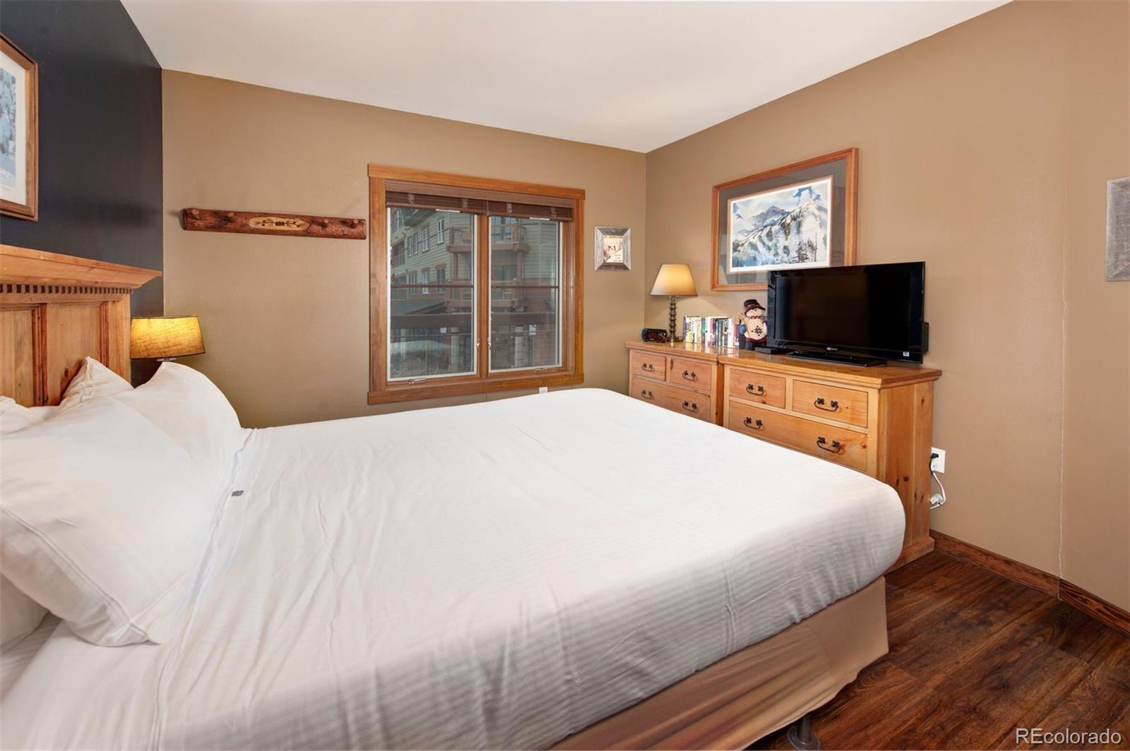 MLS Image #15 for 129  river run road,dillon, Colorado