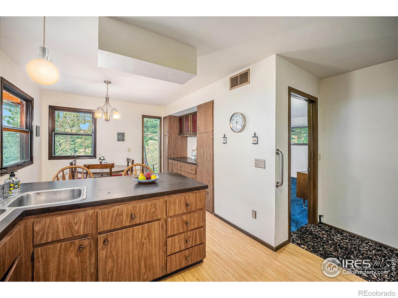 MLS Image #13 for 335  wild horse circle,boulder, Colorado