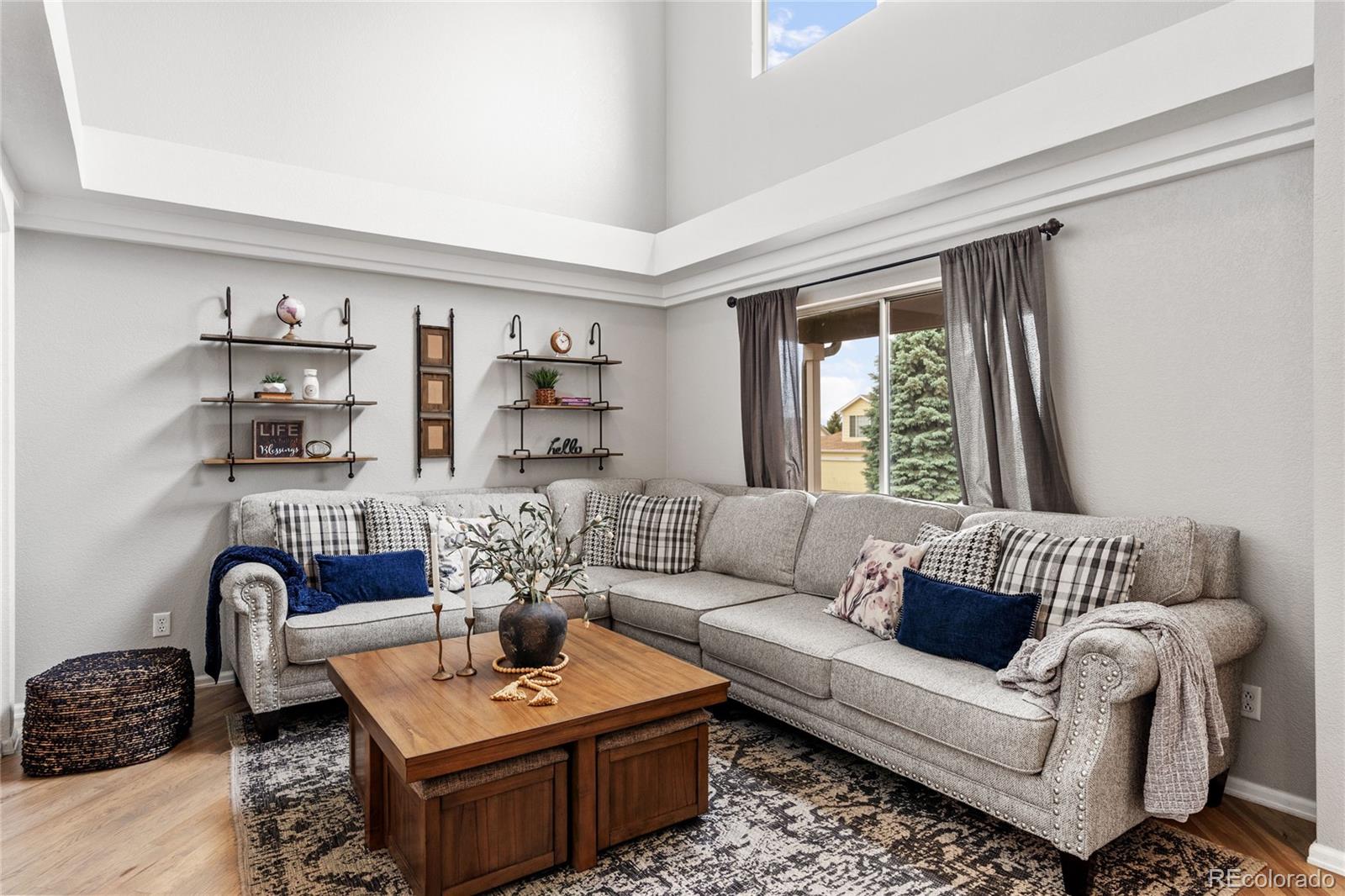 MLS Image #6 for 19935 e stanford drive,centennial, Colorado