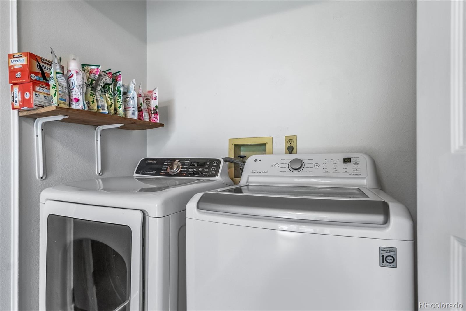 MLS Image #13 for 10007  bryant street,denver, Colorado