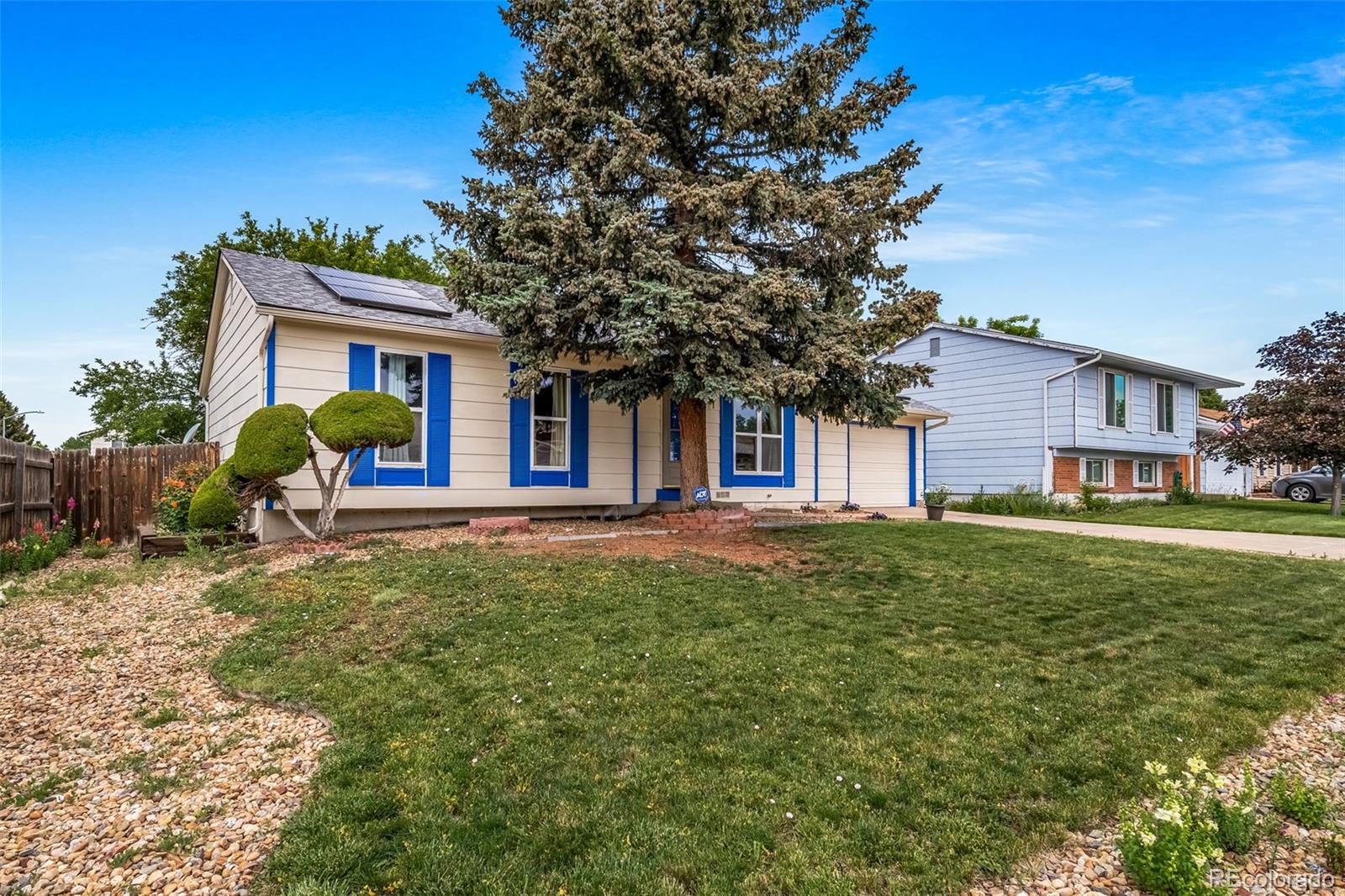 MLS Image #2 for 10007  bryant street,denver, Colorado