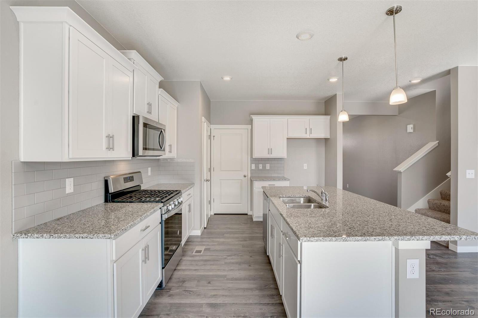 MLS Image #15 for 13466  valentia street,thornton, Colorado