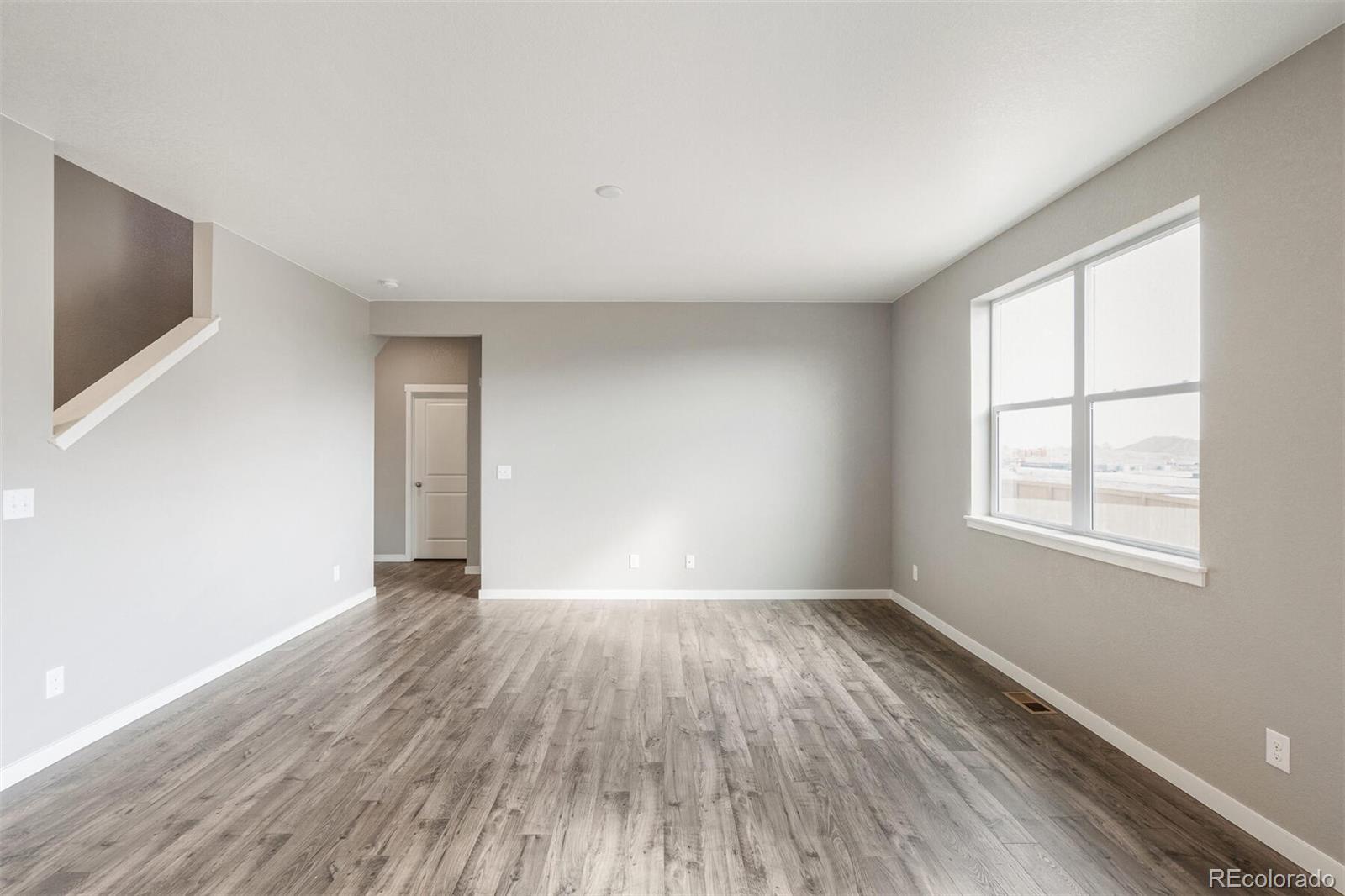 MLS Image #9 for 13466  valentia street,thornton, Colorado