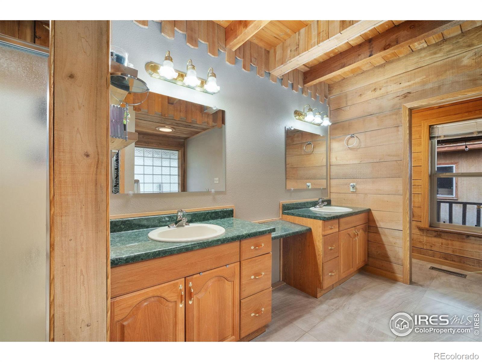 MLS Image #20 for 1084  iron mountain drive,livermore, Colorado