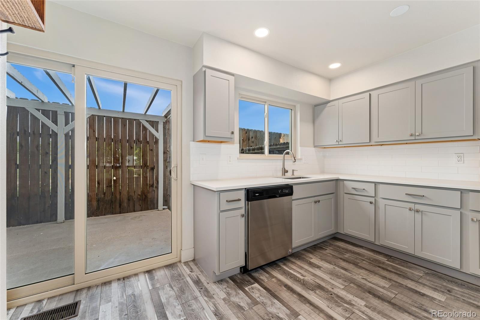 MLS Image #10 for 6495 e happy canyon road,denver, Colorado