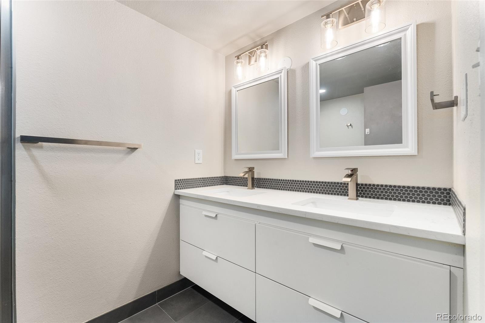 MLS Image #18 for 6495 e happy canyon road,denver, Colorado