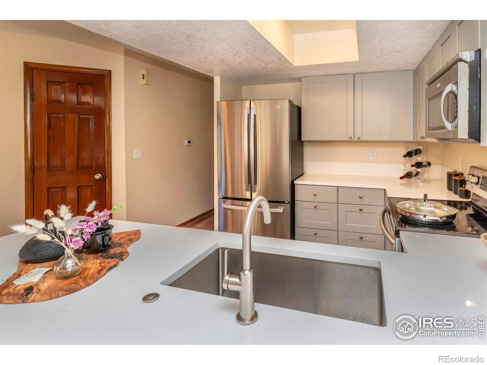MLS Image #3 for 5950  gunbarrel avenue,boulder, Colorado