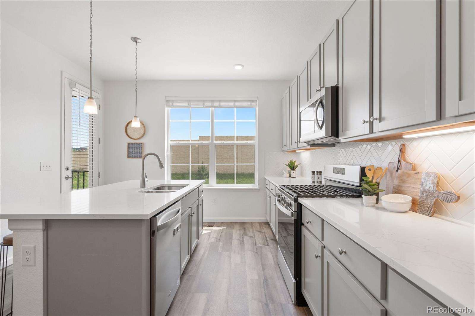 MLS Image #4 for 2140  santini trail,littleton, Colorado